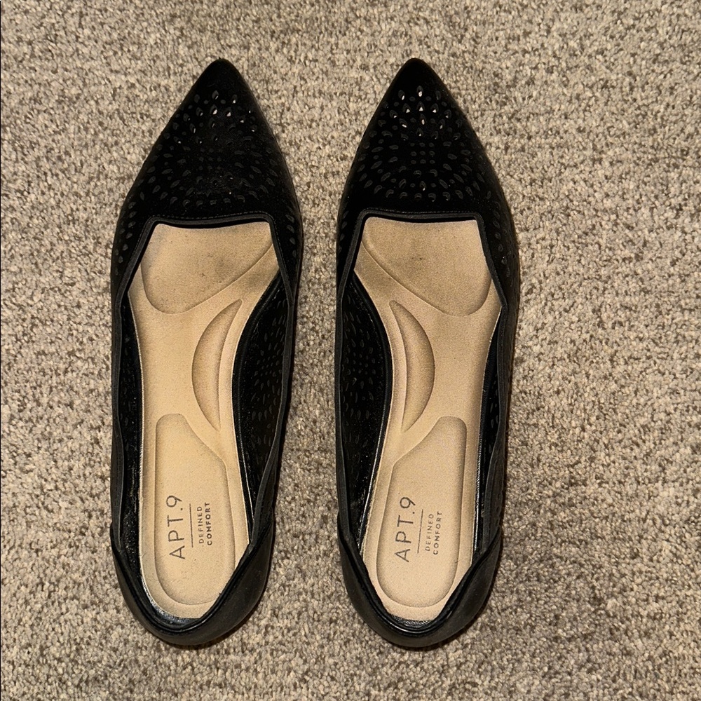 Black Textured Flats